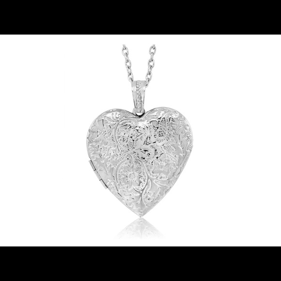 Cute lock Pendent - Picture 3 of 3